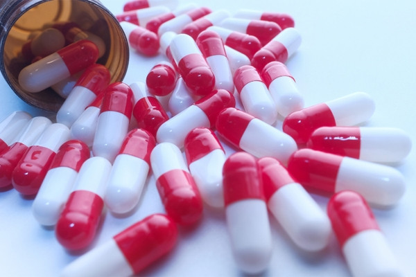 Sốc phản vệ, suýt mất mạng vì tự ý mua thuốc điều trị cúm