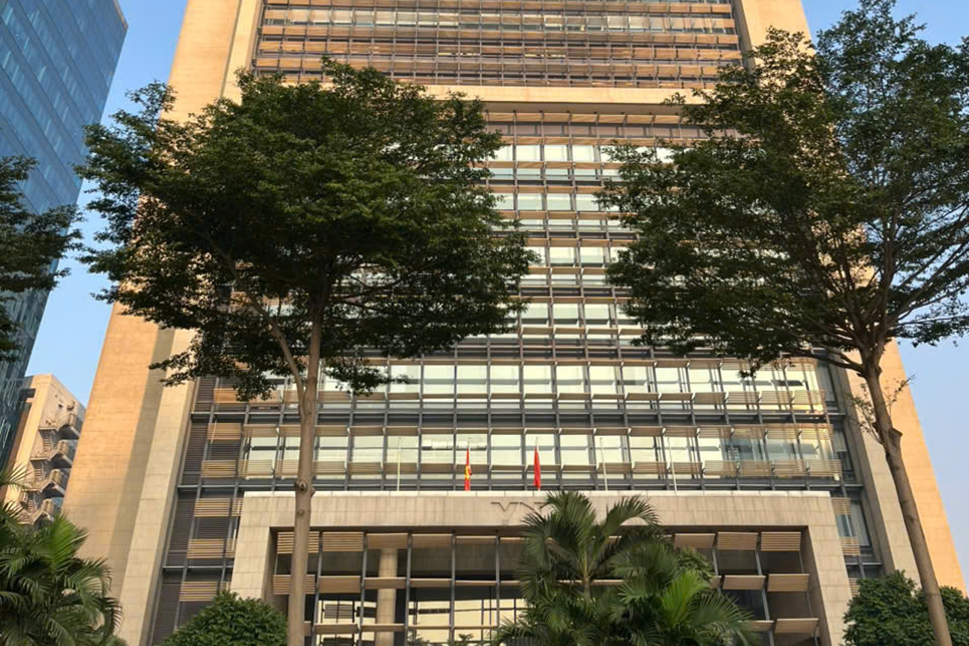 Sự cấp thiết phải có tầng lánh nạn cho nhà cao tầng