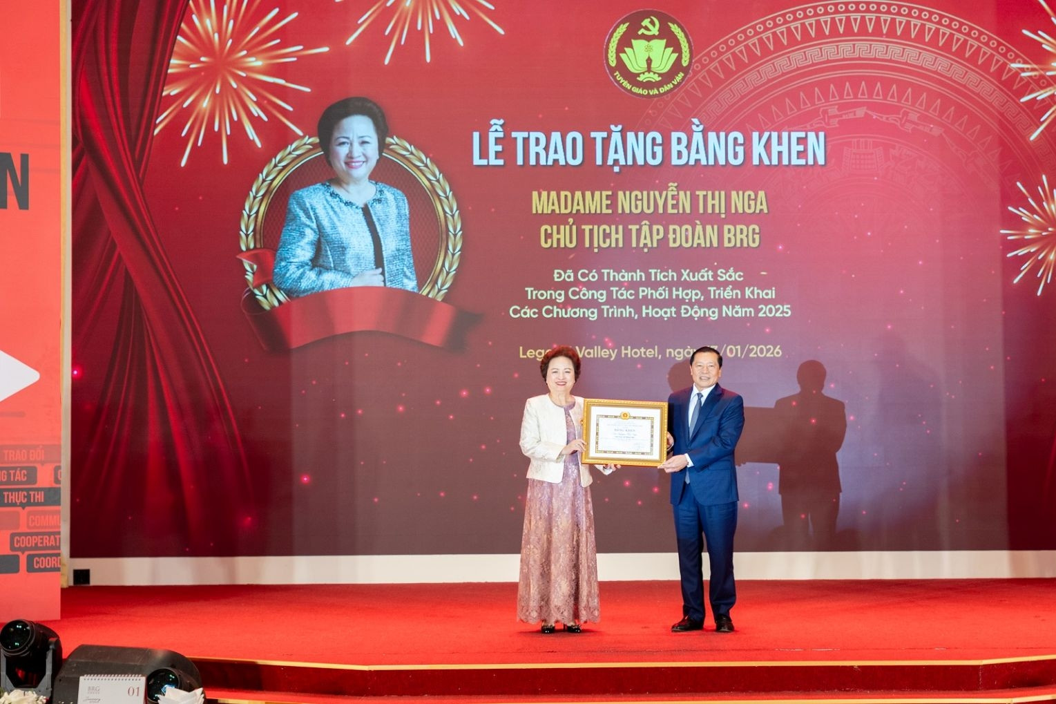 Tập đoàn BRG được Ban Tuyên giáo và Dân vận Trung ương tặng Bằng khen