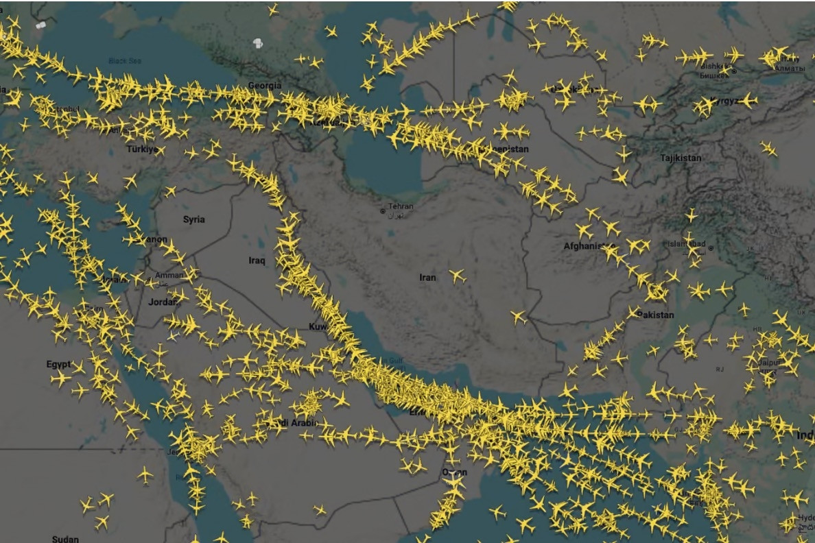 Tehran đóng cửa không phận, rộ tin Mỹ sắp tấn công Iran