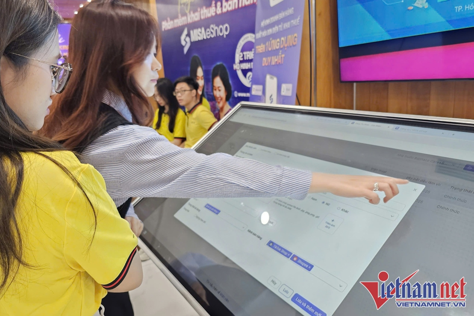 W-chuyen doi so doanh nghiep.jpg