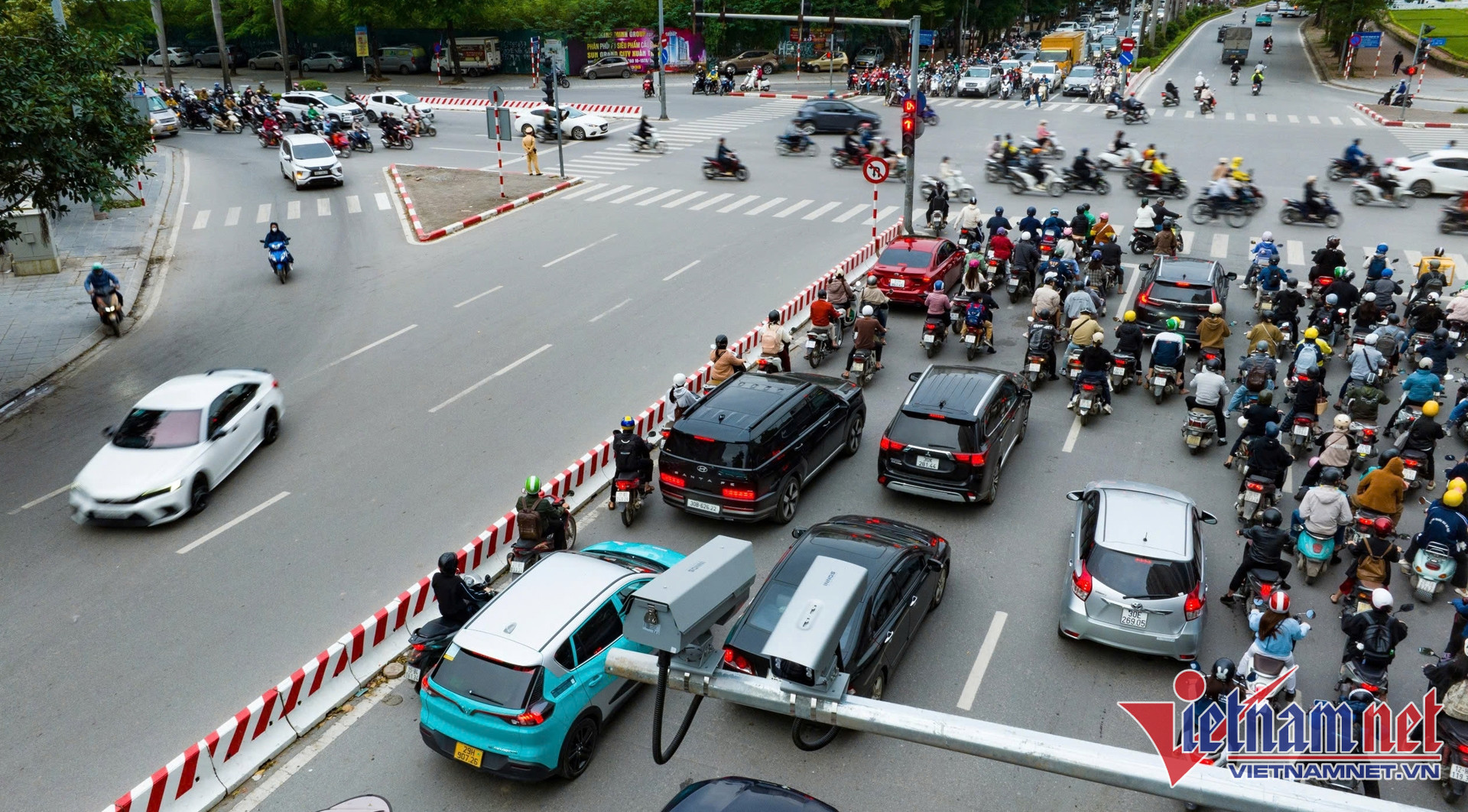 W-tieu chuan camera giam sat 08.jpg