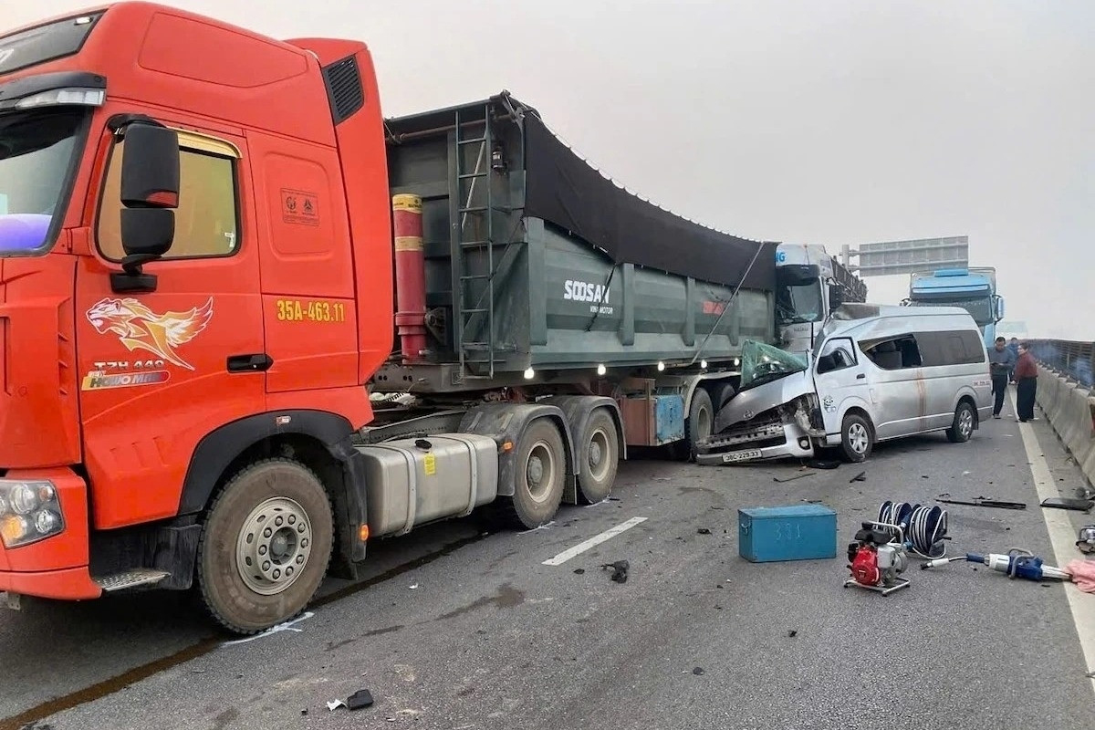 Xem xét khởi tố vụ tai nạn làm 4 người chết trên cao tốc qua Thanh Hóa