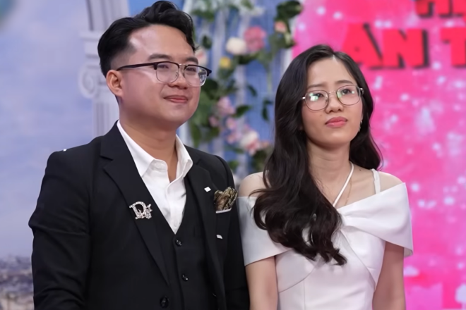  Chàng trai Đà Nẵng tặng quà độc đáo khiến cô gái xinh đẹp xiêu lòng 