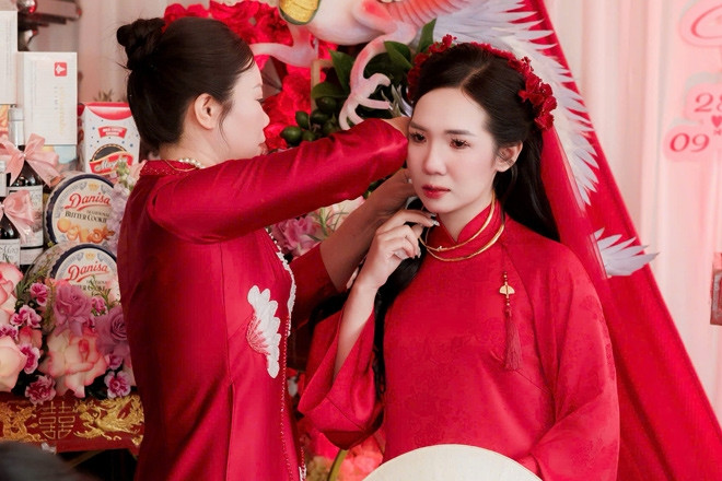 Con dâu tái hôn, bố mẹ chồng ở Thanh Hóa làm 45 mâm cỗ gả đi