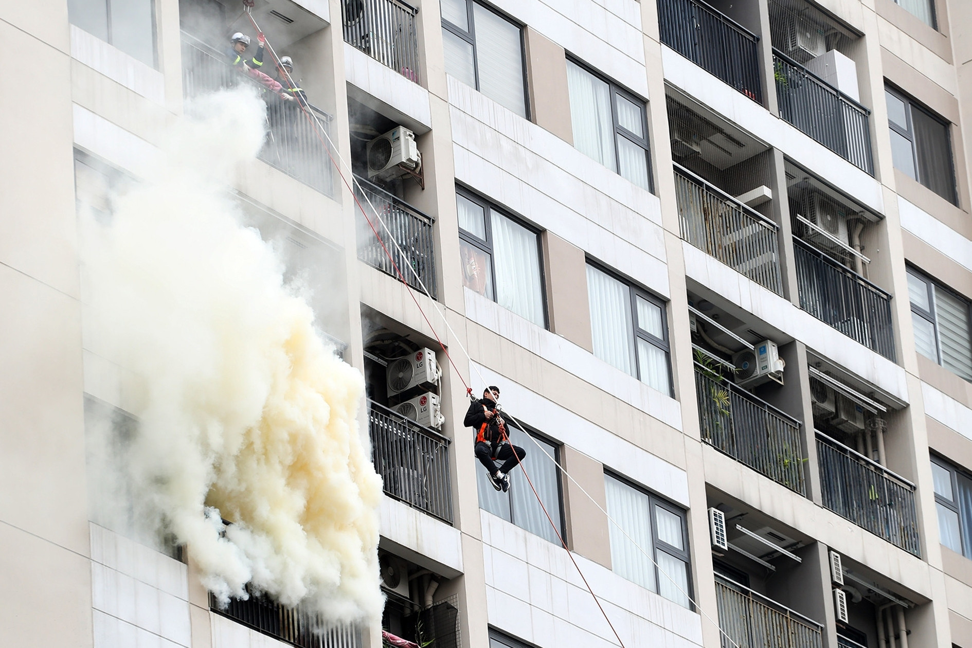 Nâng cao khả năng ứng phó cháy nổ cho cư dân sống ở chung cư