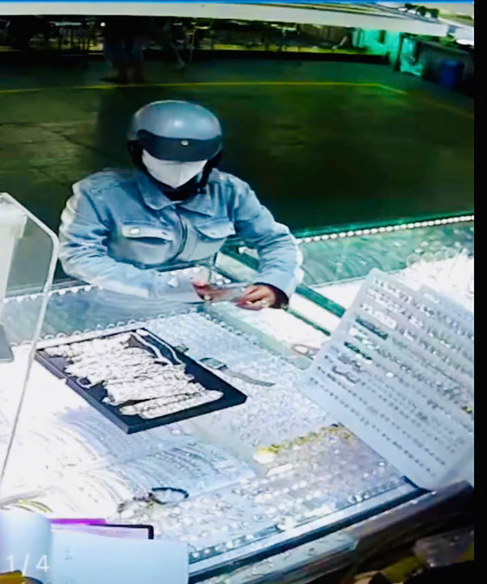 trom tiem vang 1.png