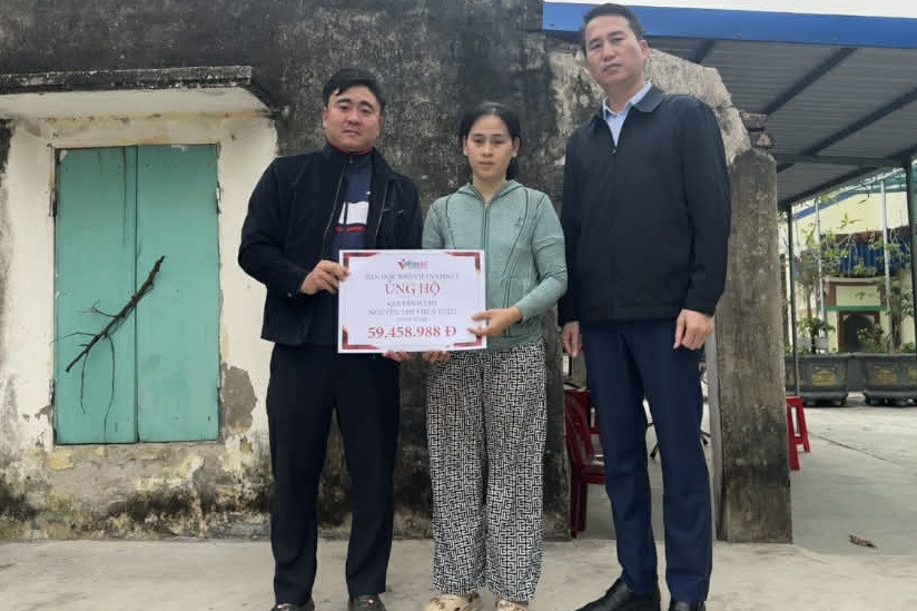 Bạn đọc giúp đỡ gia đình chị Nguyễn Thị Thùy Diệu ở Ninh Bình hơn 59 triệu đồng