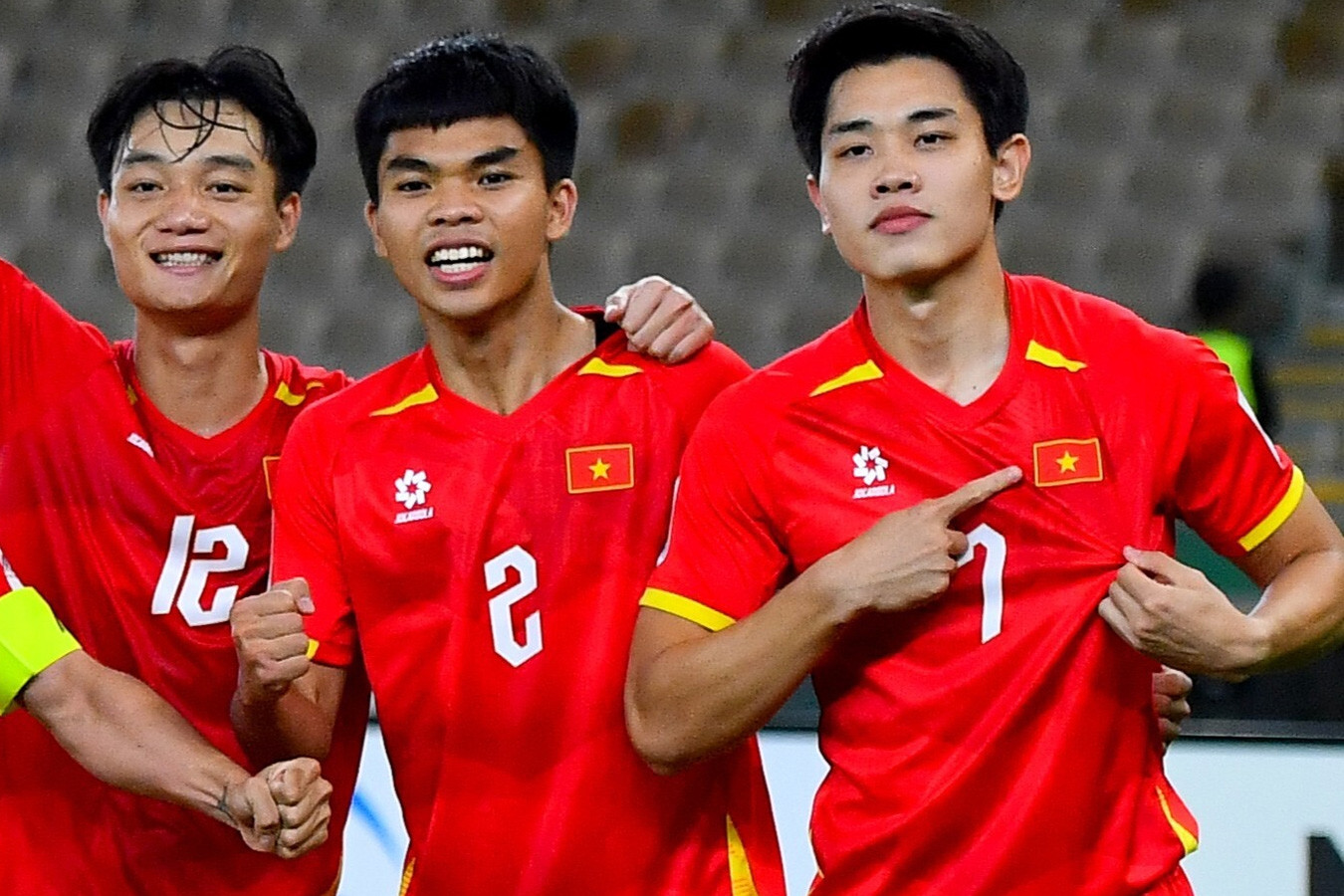 CĐV Thái Lan: U23 Việt Nam quá đỉnh, Đình Bắc đẳng cấp