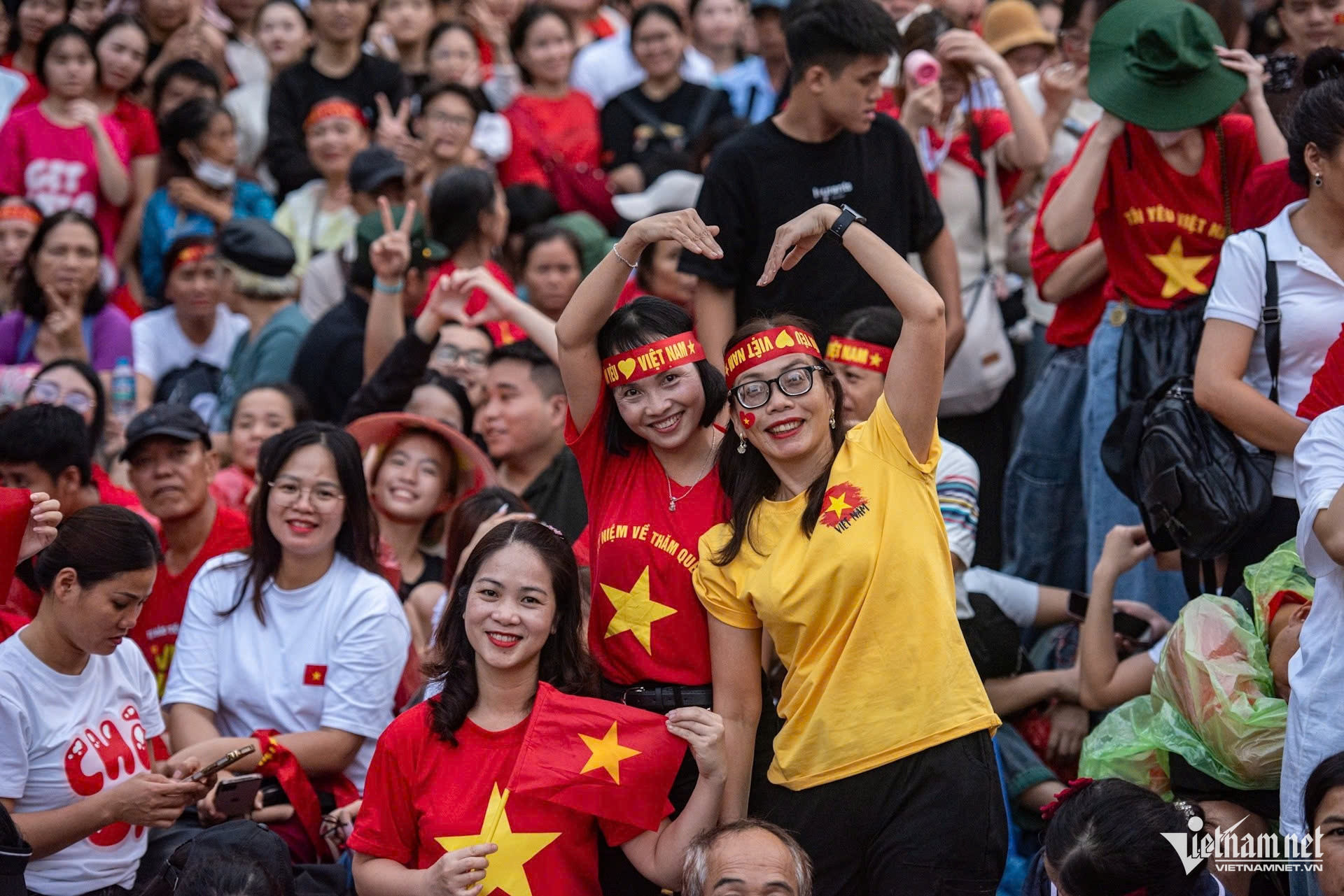 khoi dieu binh trung quoc lan dau luyen tap tren quang truong ba dinh 566.jpg