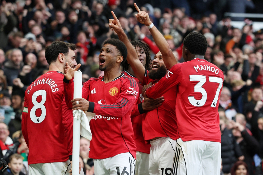 MU xuất sắc hạ Man City, Carrick ra mắt như mơ