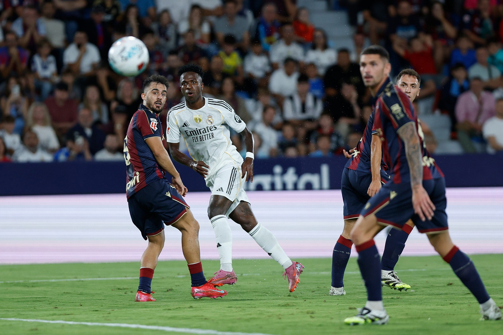 Nhận định bóng đá Real Madrid vs Levante: Món quà cho Arbeloa