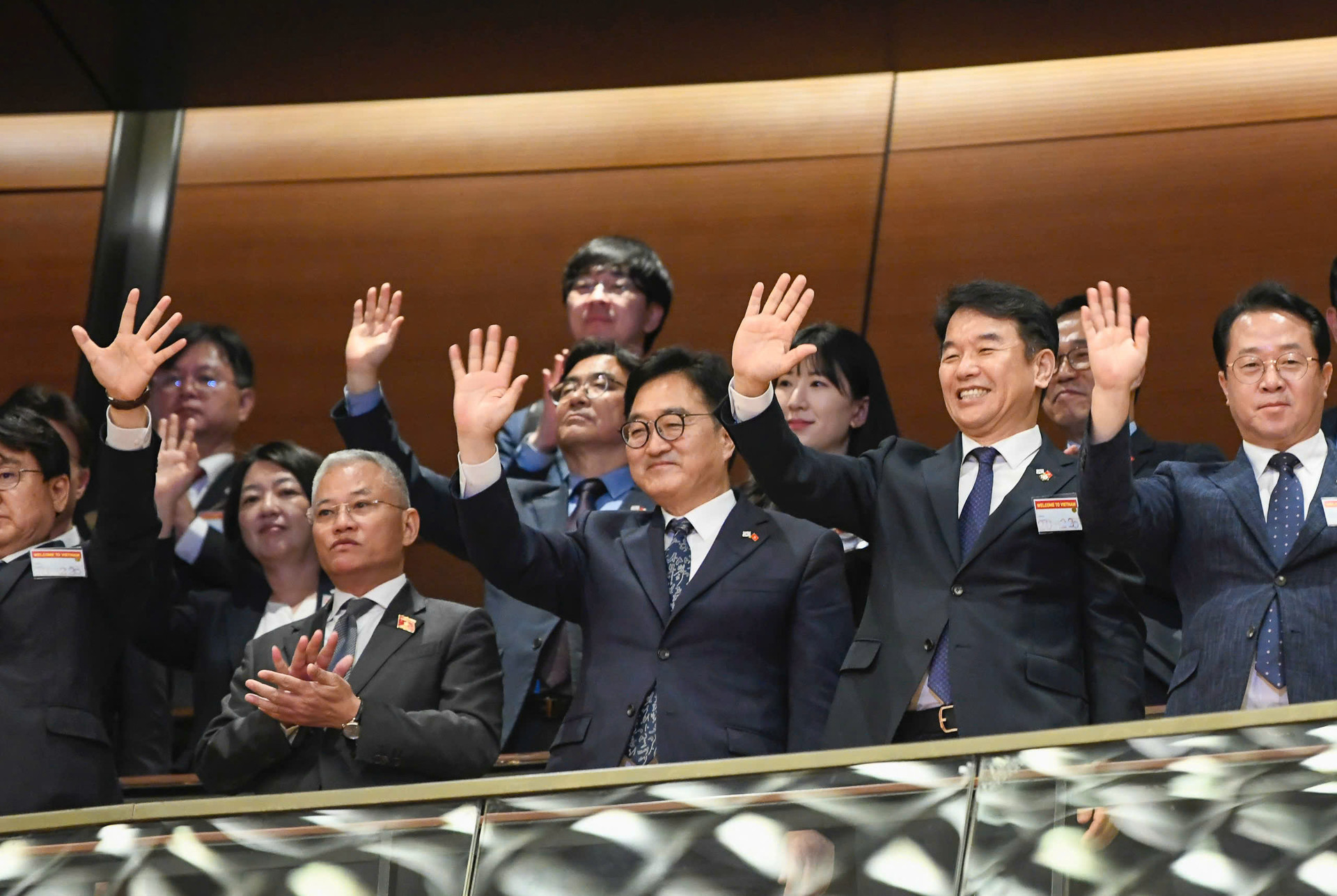 tham quan nha qh 3 3906.jpg