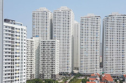 Mua đất ruộng bằng giấy viết tay, xây nhà từ năm 1992 có được cấp sổ đỏ? Băn khoăn tiền lương, tiền thuê nhà có bị cộng thuế; diễn biến mới trên thị trường chung cư