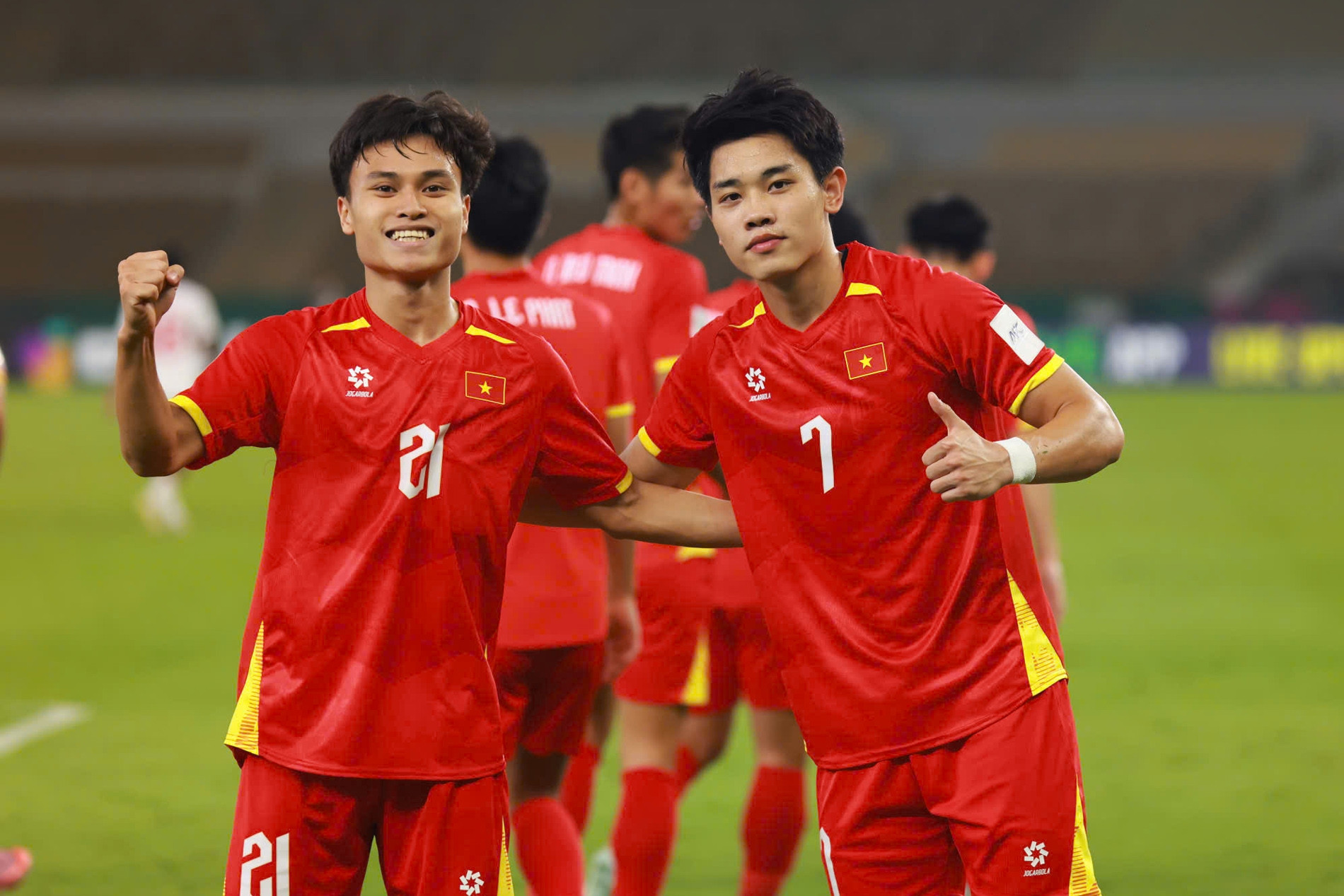  U23 Việt Nam vào bán kết U23 châu Á 2026: Không thể cản Đình Bắc 