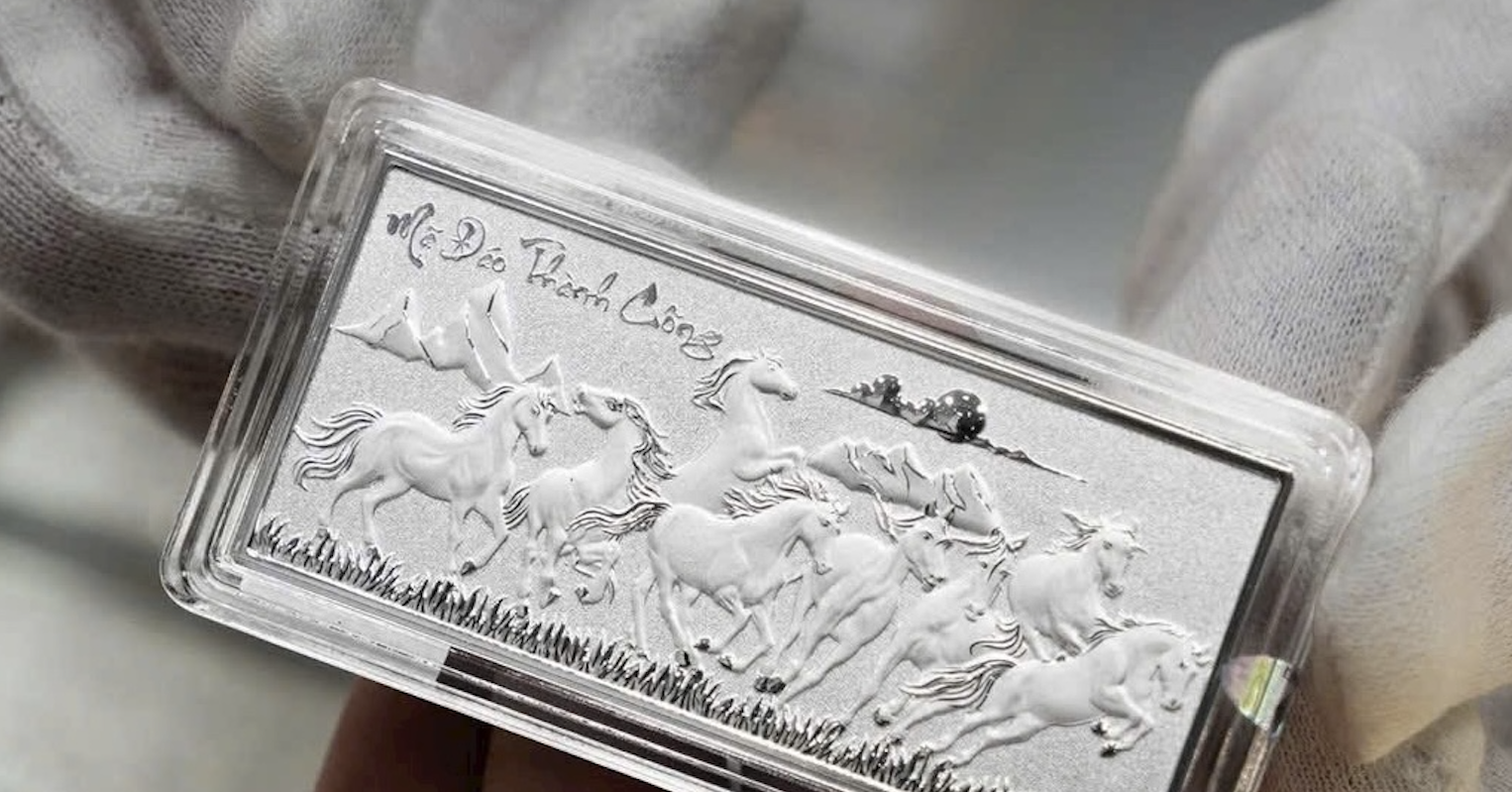 Giá bạc hôm nay 19/1/2026 đà tăng vượt xa dự báo