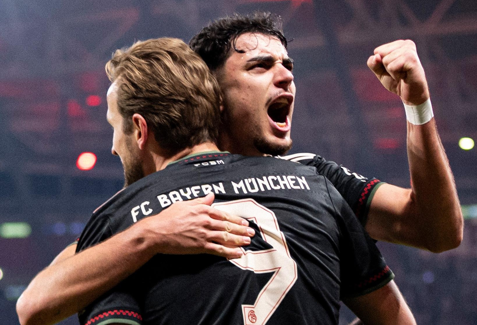 Bị RB Leipzig chọc giận, Bayern Munich vùng lên ghi liền 5 bàn