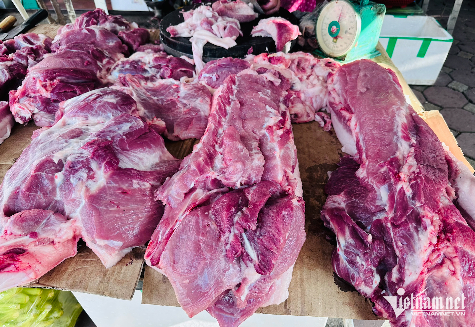 gia thit lon 2921.png