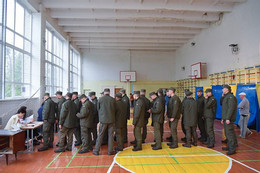 Kế hoạch tổ chức trưng cầu dân ý, bầu cử giữa xung đột của Ukraine có khả thi?