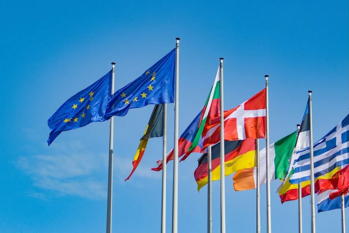 Pháp muốn EU dùng 'vũ khí thương mại' để đấu với ông Trump