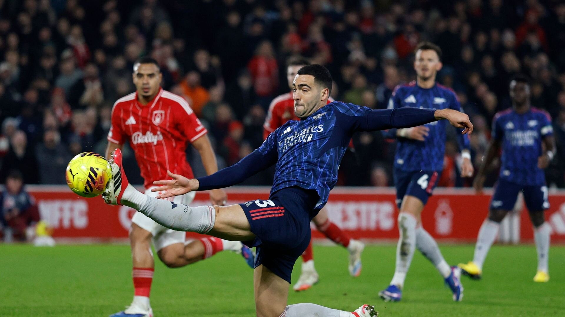 resources_premierleague_pulselive_com 2026 01 17T173909Z_1559255104_UP1EM1H1D187W_RTRMADP_3_SOCCER ENGLAND NFO ARS.jpg