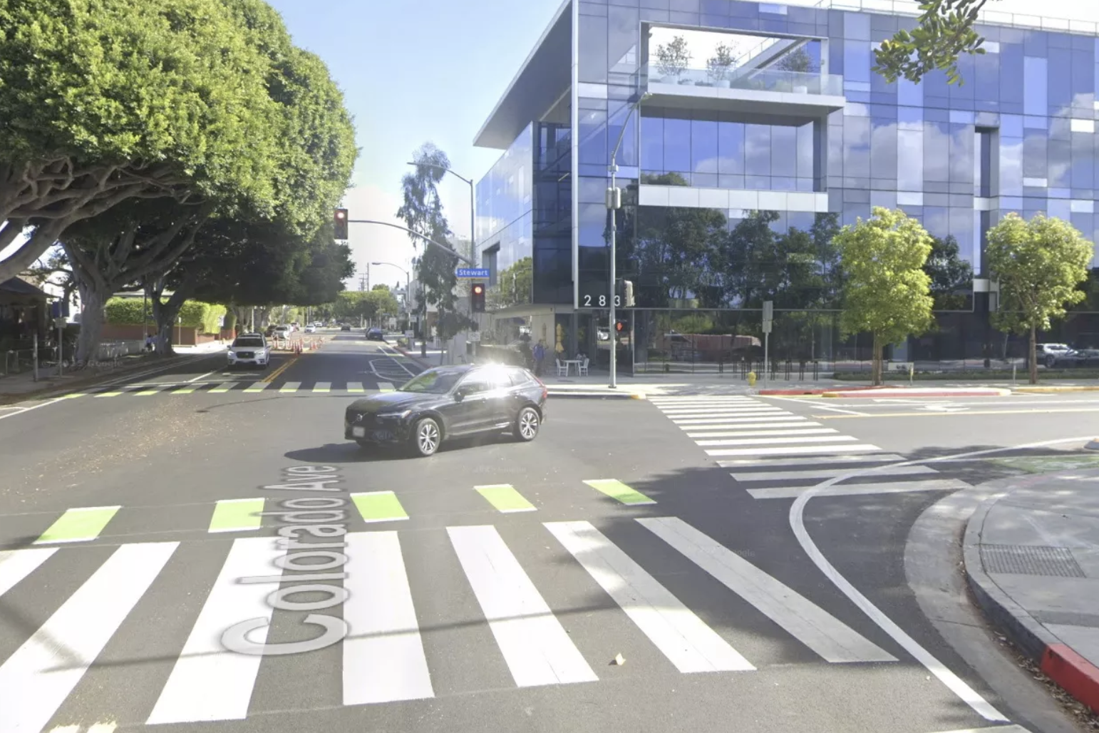 Tài xế Mỹ bức xúc vì bị trả thêm nhiều phụ phí trong vé phạt vi phạm giao thông