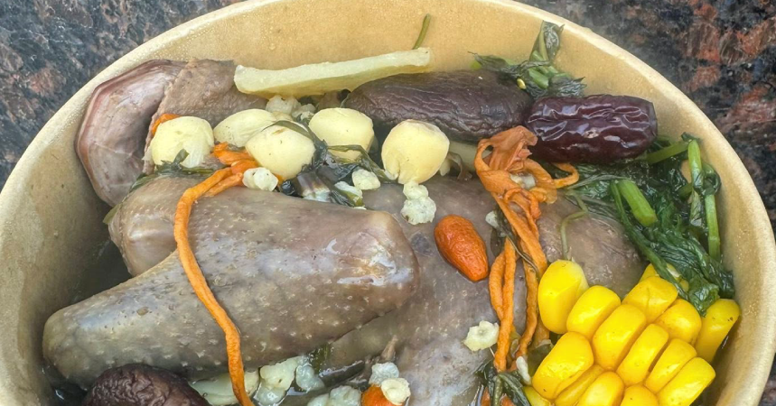 Thịt chim bồ câu được coi là thượng phẩm nhưng ai không nên ăn?