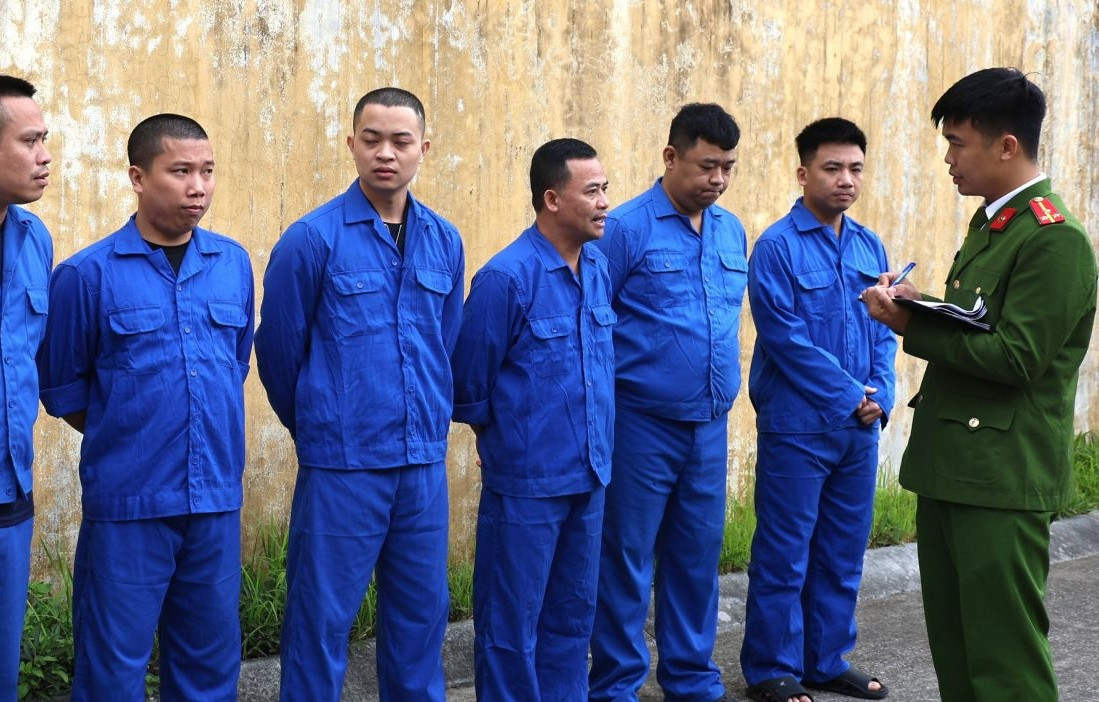 Triệt phá đường dây cá độ 1.200 tỷ đồng do giang hồ Việt Bài ở Ninh Bình cầm đầu