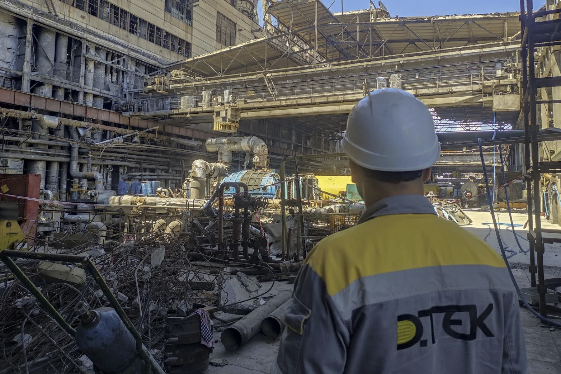 Ukraine lo bị Nga cắt hoàn toàn nguồn điện và nhiệt giữa mùa đông