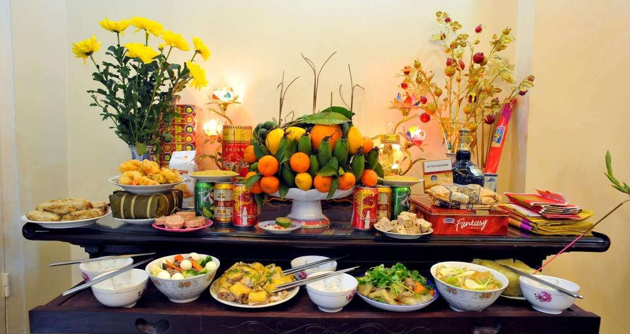 Văn khấn mùng 1 tháng 12 âm lịch năm Ất Tỵ 2025 theo truyền thống