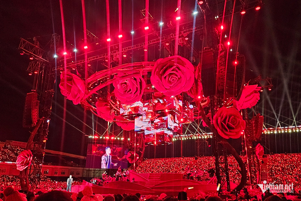 W-Ha Anh Tuan 01.jpg