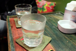 Tác động lên xương khi bạn uống trà mỗi ngày 3 dấu hiệu sau khi uống nước cảnh báo gan suy yếu