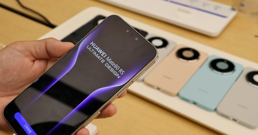 Cuộc rượt đuổi nghẹt thở giữa Huawei và Apple tại Trung Quốc