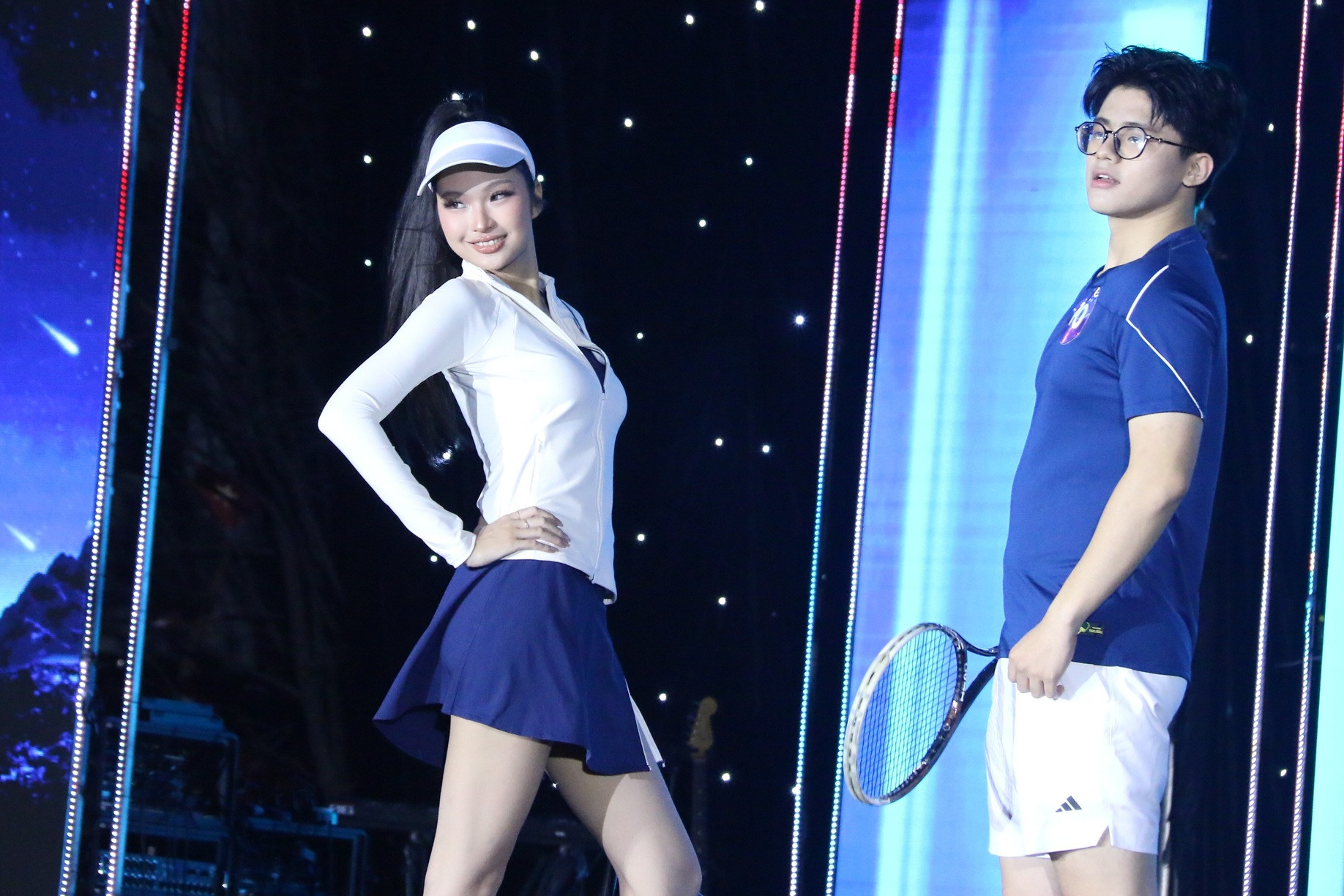 Hoa khôi Duyên dáng Ngoại thương 3.JPG