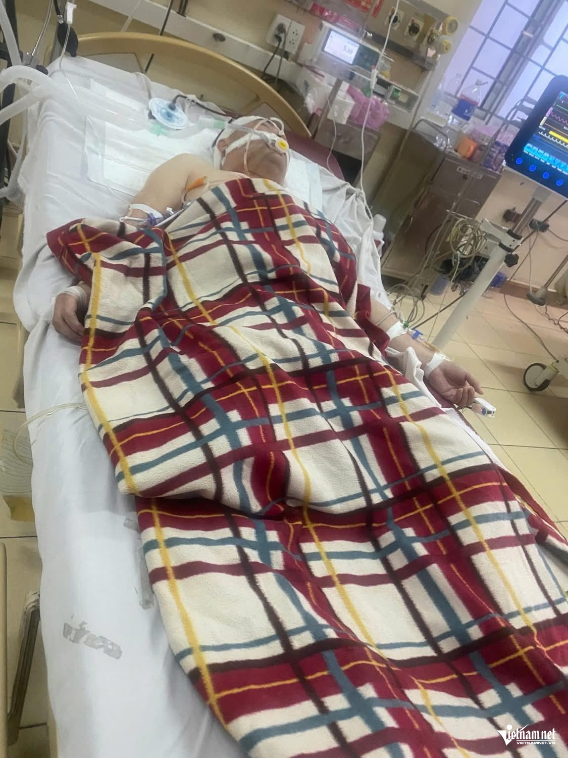 W-ảnh nhân ái2.jpg