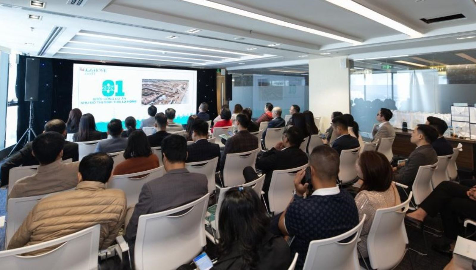 Ảnh 1   LA Home sự kiện tọa đàm.jpg