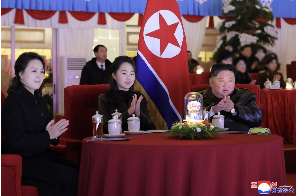 con gái jong un. ảnh: kcna