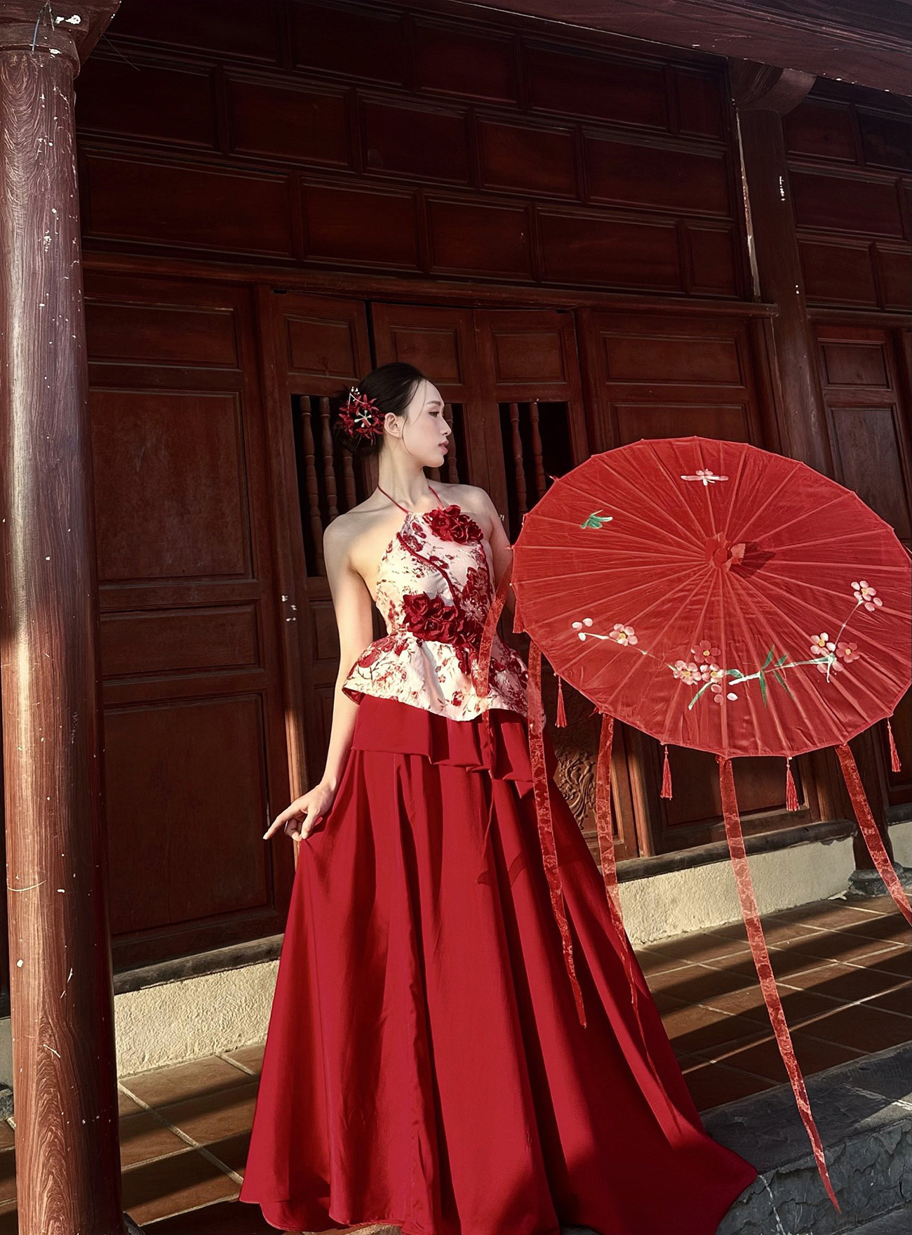 Ngọc nữ bóng chuyền Việt Nam 'thả thính', khoe bờ vai thon hoang thao 10.jpg