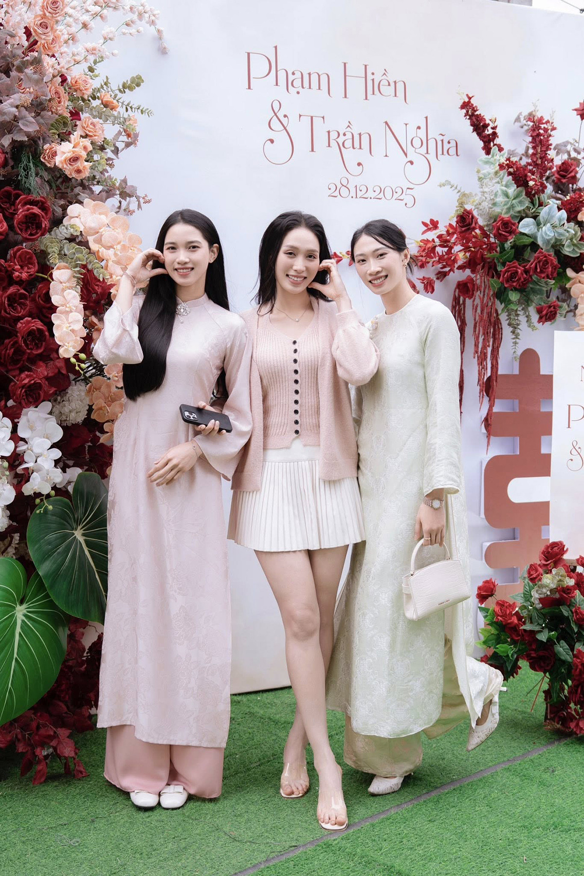 Hoa khôi bóng chuyền Nguyệt Anh sắp kết duyên với tuyển thủ điền kinh nguyet anh 7.jpg