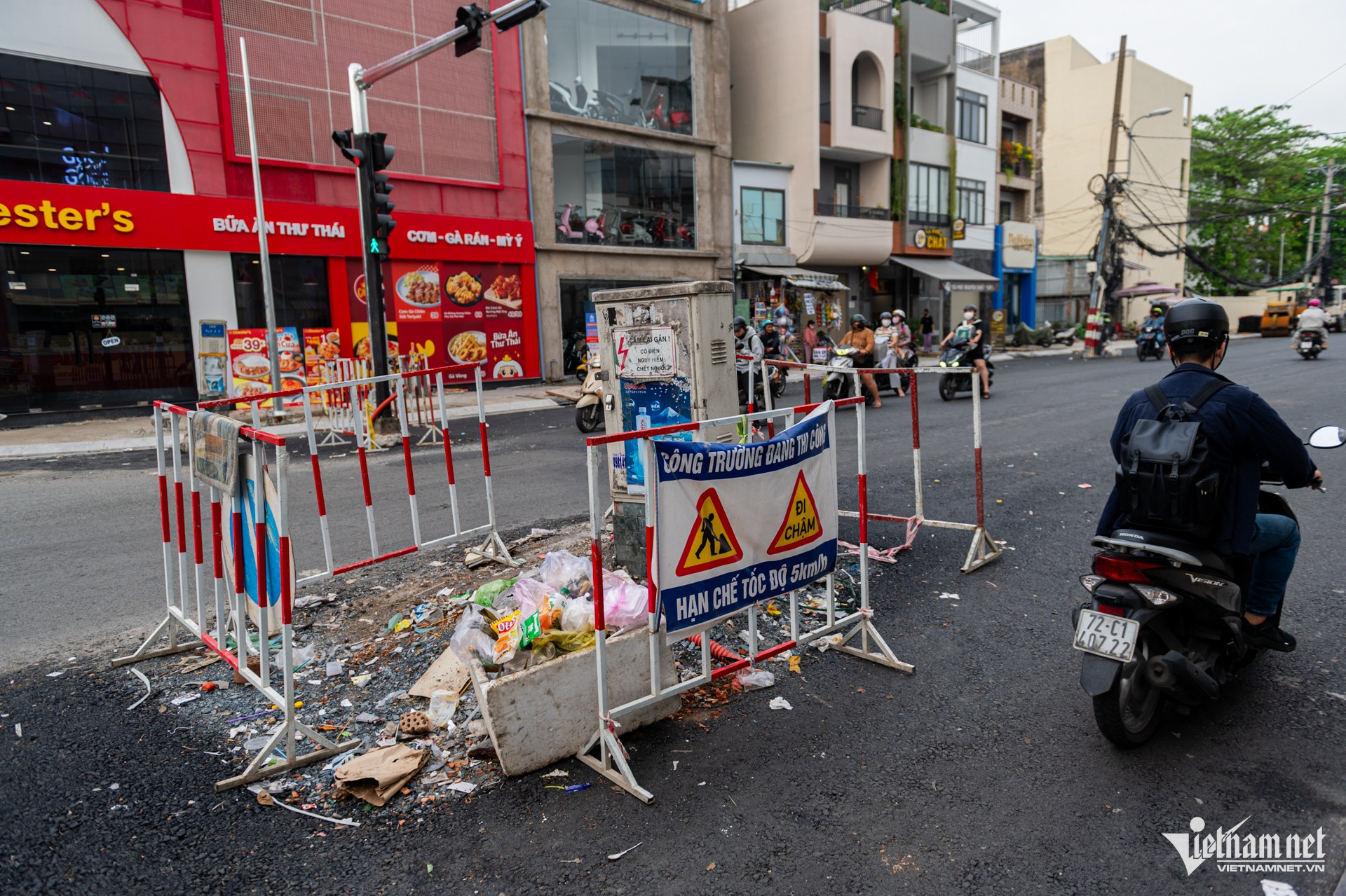 W-đường Chu Văn An TPHCM 3.jpg