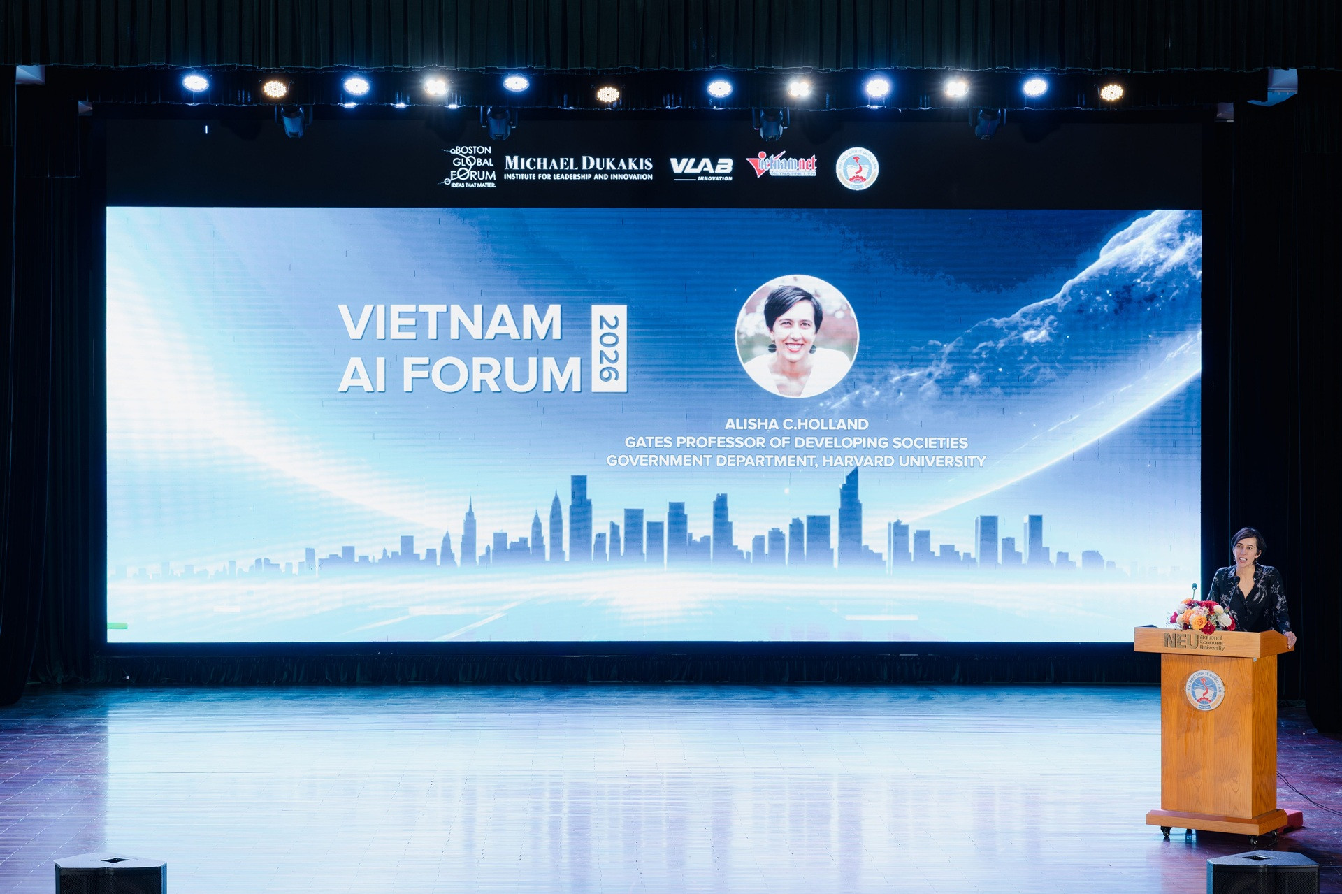 Ảnh bài 26   cover.jpg