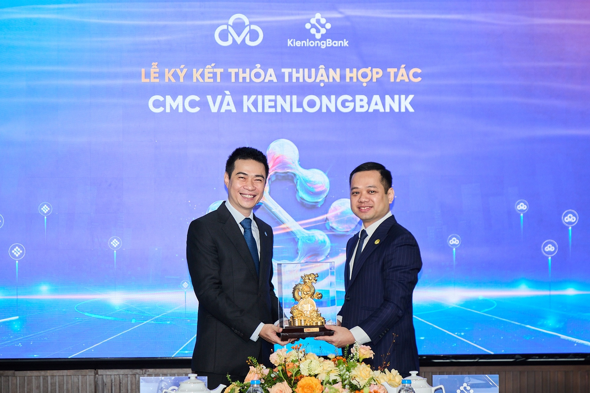 CMC Telecom và KienlongBank hợp tác nâng cao trải nghiệm tài chính số