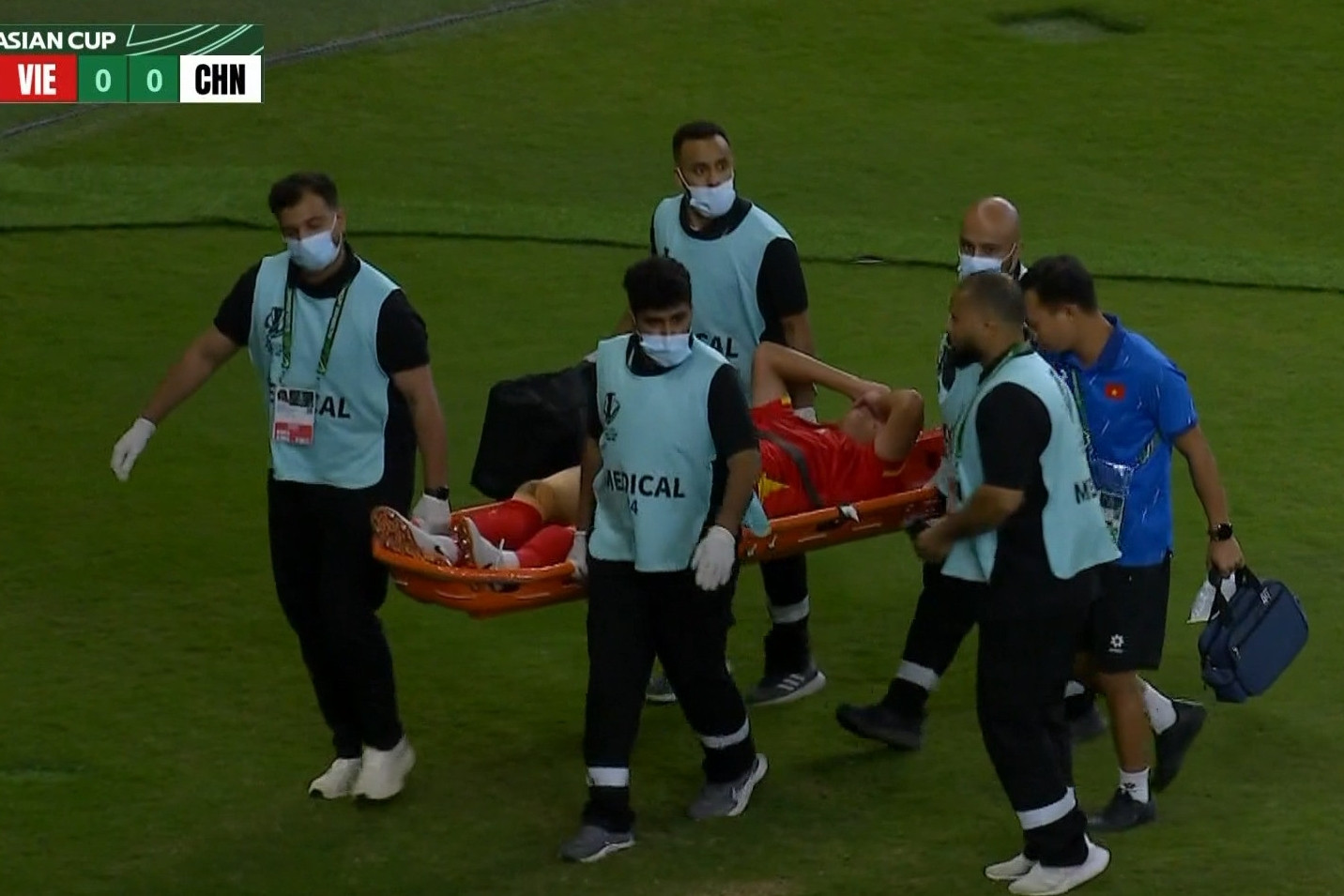 Hiểu Minh dính chấn thương nặng, chia tay giải U23 châu Á