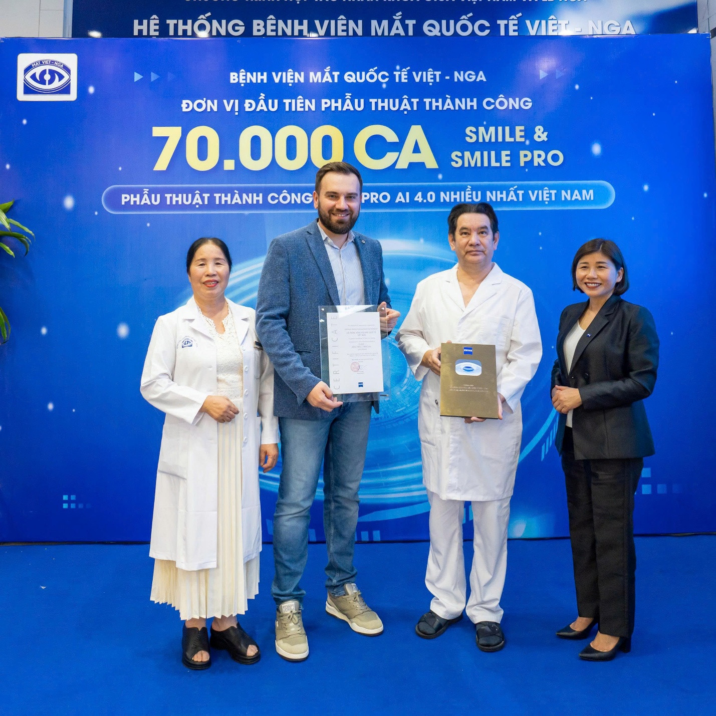 Bệnh viện Mắt Việt - Nga: 70.000 ca xóa cận, 4 năm dẫn đầu phẫu thuật nhãn khoa image001.jpg