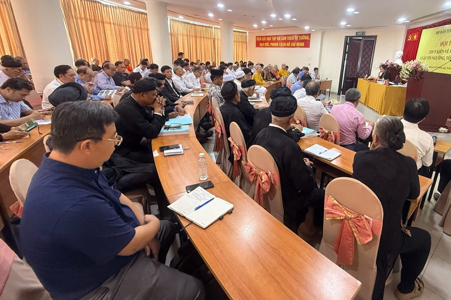  Sửa đổi Luật Tín ngưỡng, tôn giáo: Thực hiện phân quyền mạnh mẽ 