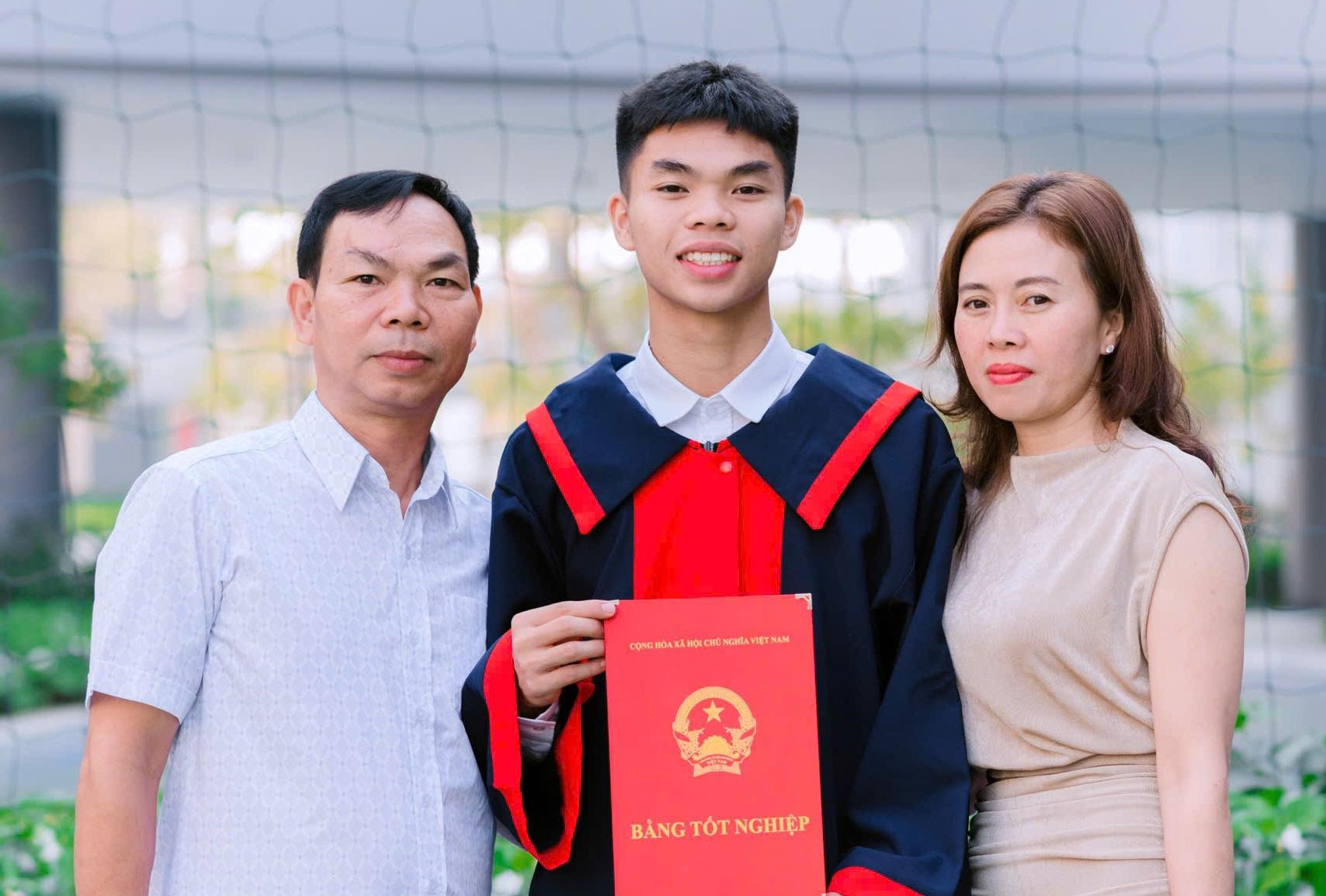 Tiền đạo Lê Phát mê 2 món đặc sản 'công thức mẹ nấu' mỗi lần về nhà