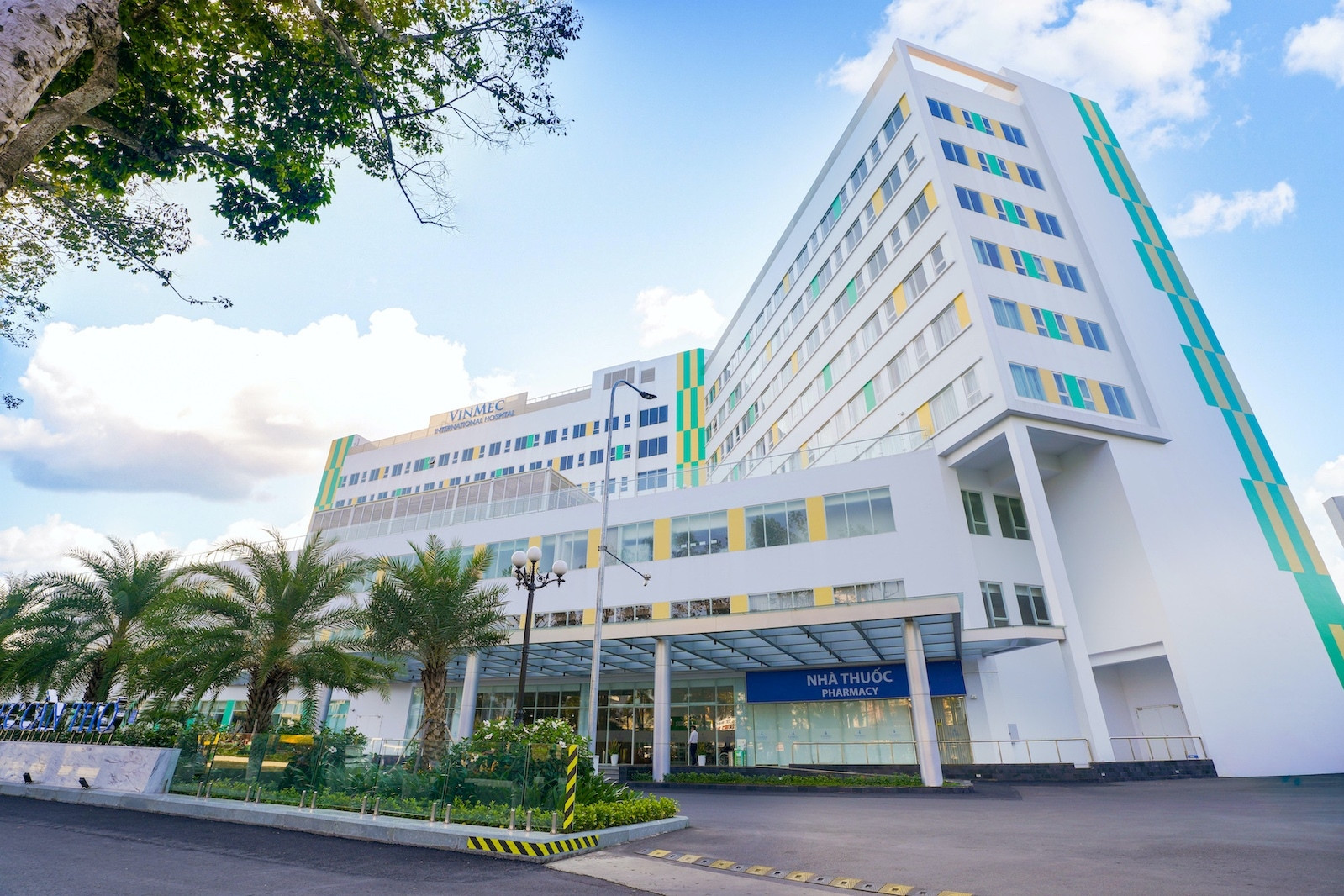 Vinmec Cần Thơ phẫu thuật thành công ca sa sinh dục phức tạp ở bệnh nhân 69 tuổi