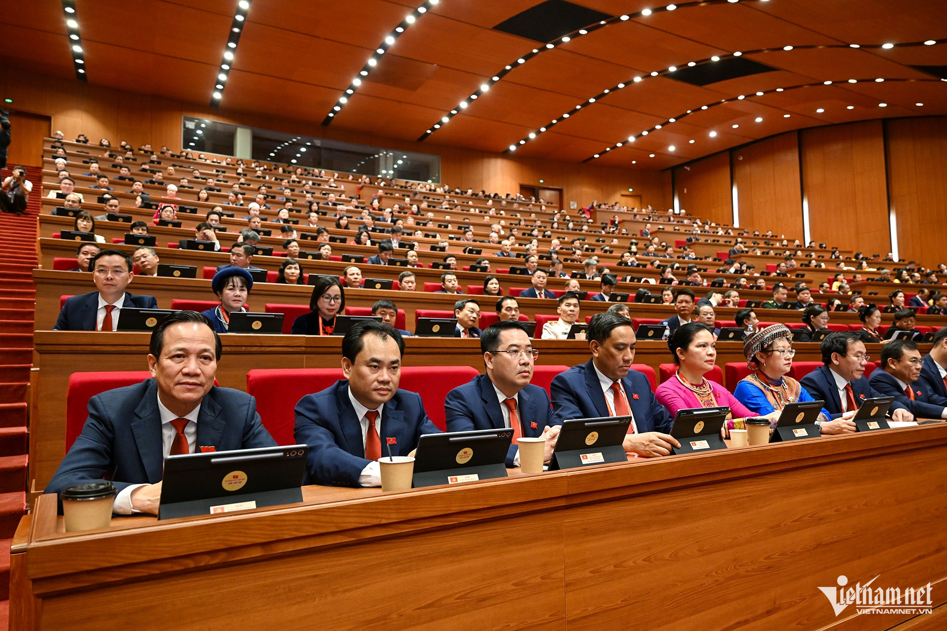 W-đại hội 14.jpg