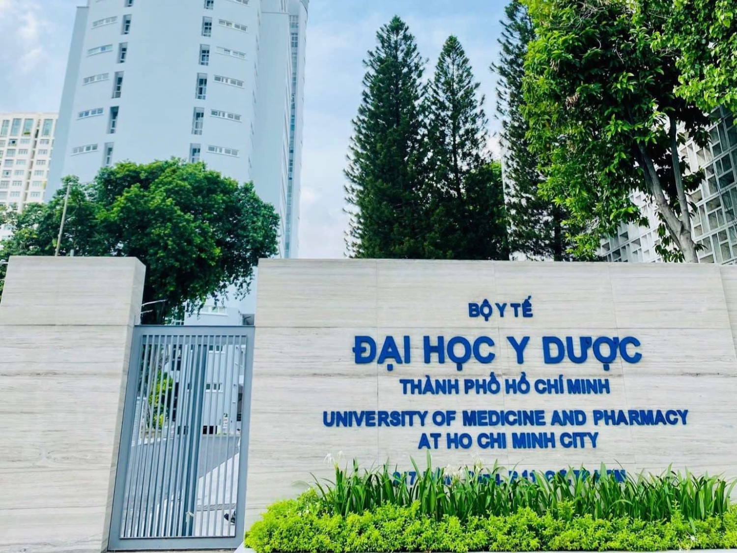 Y Dược TPHCM
