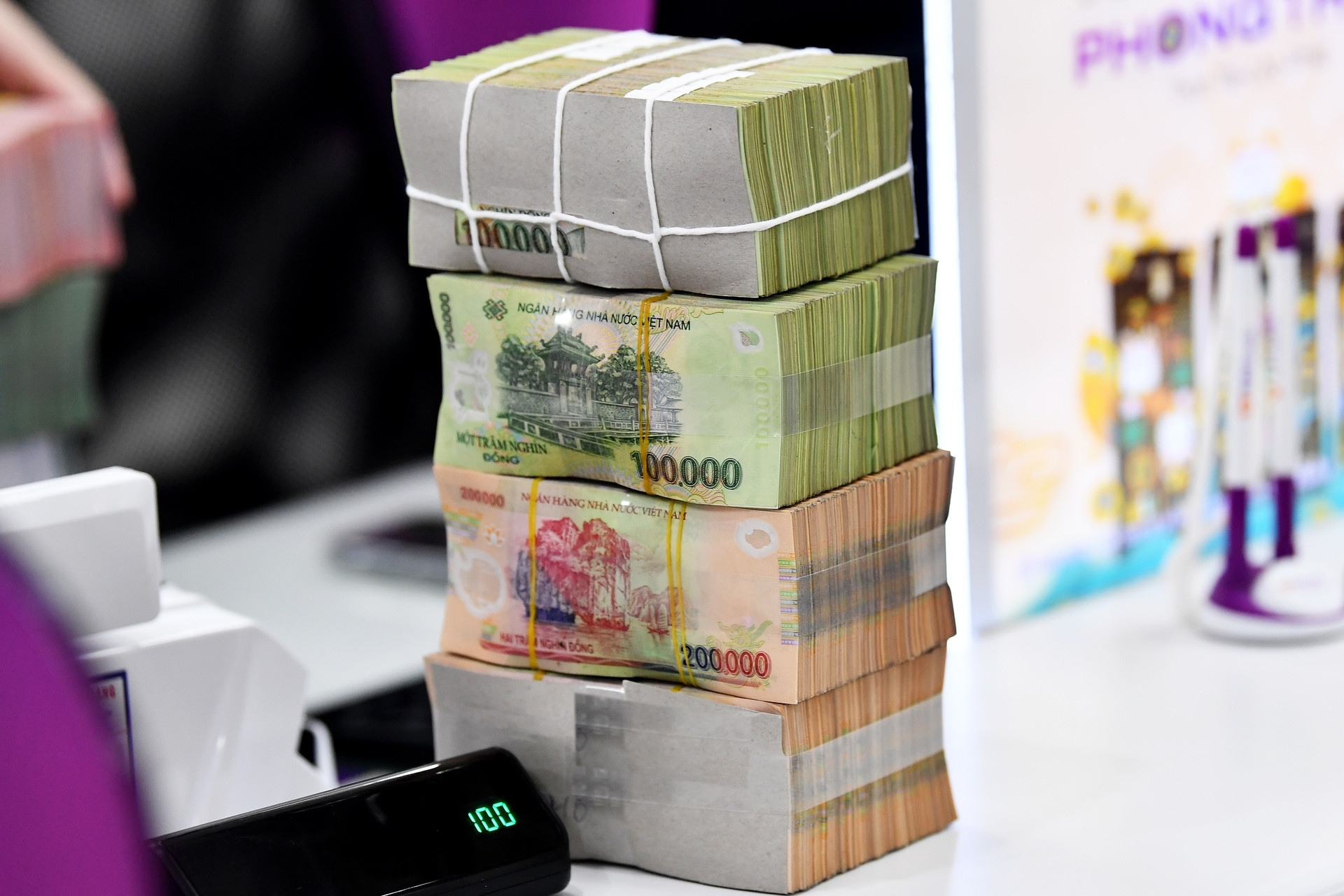 Lãi suất ngân hàng hôm nay 21/1/2026: Tăng đồng loạt ở nhà băng ít khi thay đổi